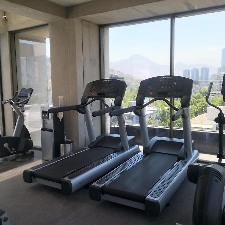Solace Hotel Σαντιάγκο Εξωτερικό φωτογραφία The gym at the hotel