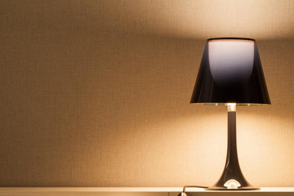Solace Hotel Σαντιάγκο Εξωτερικό φωτογραφία A table lamp