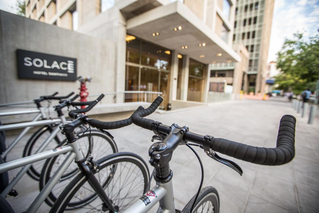 Solace Hotel Σαντιάγκο Εξωτερικό φωτογραφία A bicycle with drop handlebars