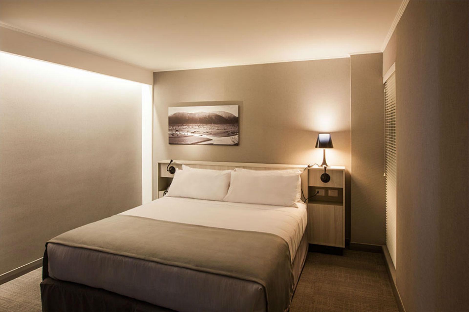 Solace Hotel Σαντιάγκο Εξωτερικό φωτογραφία A bedroom at the hotel